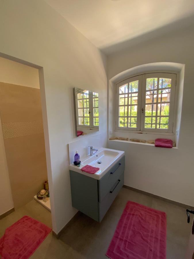 Villa Provencale Familiale Avec Piscine 그리모 외부 사진
